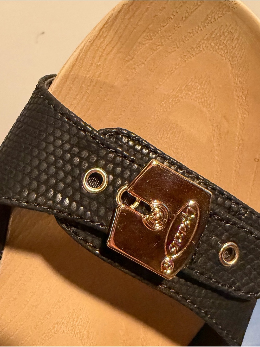Dr. Scholl's Black Slide Sandals with Gold Buckle NEW IN BOX! 9 - Picture 9 of 10